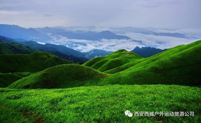逃离废弃高校